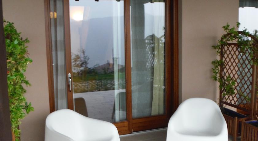 Agriturismo Da Gesi Sale Marasino Habitación foto